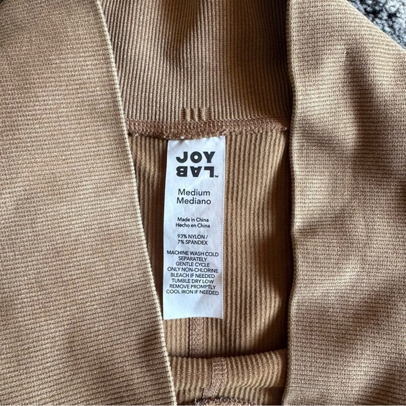 JoyLab Tan Ribbed Shorts - Picture 2 of 3